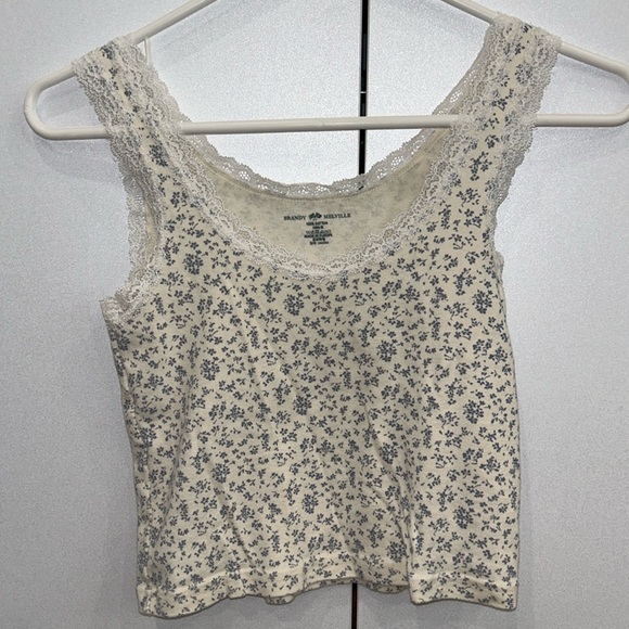 Brandy Melville Tops - Cropped tank, very cute style, one size